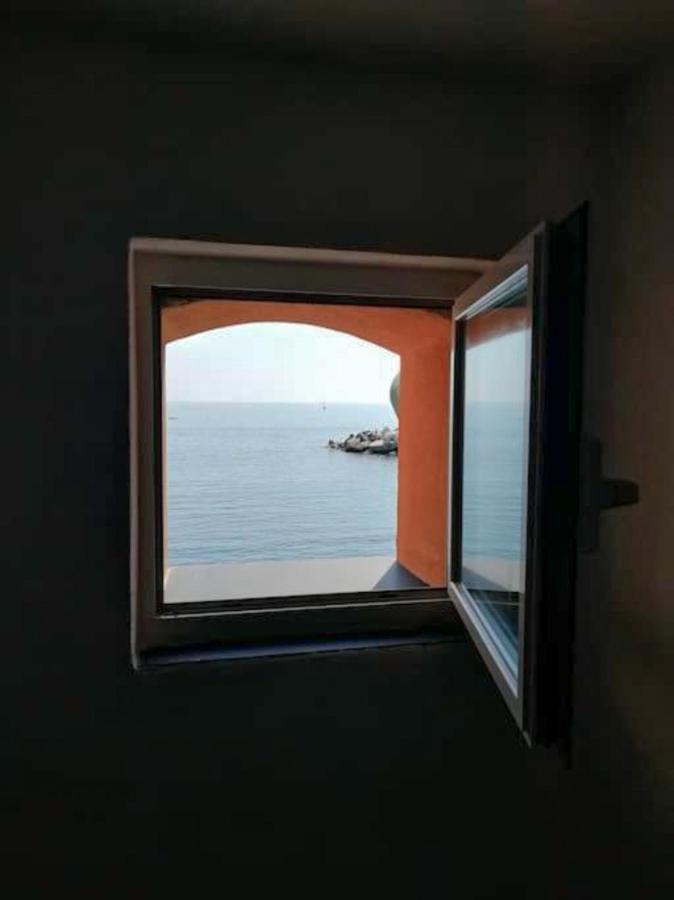 Casa Sulla Spiaggia Di Boccadasse ジェノヴァ エクステリア 写真